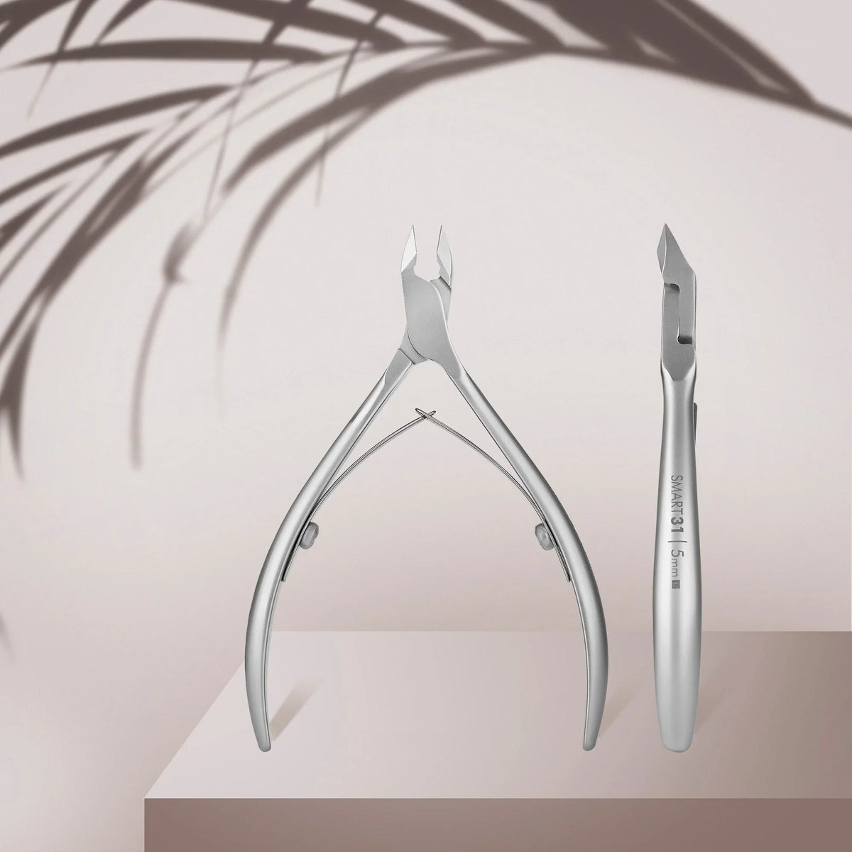STALEKS Pro Smart 31 Professional Cuticle Nippers 5 mm Ns-31-5